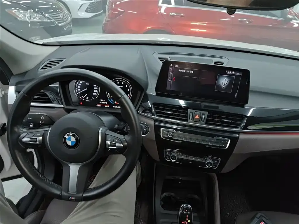 BMW X1 2021 из CN, фото 10