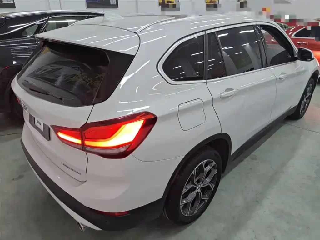 BMW X1 2021 из CN, фото 7