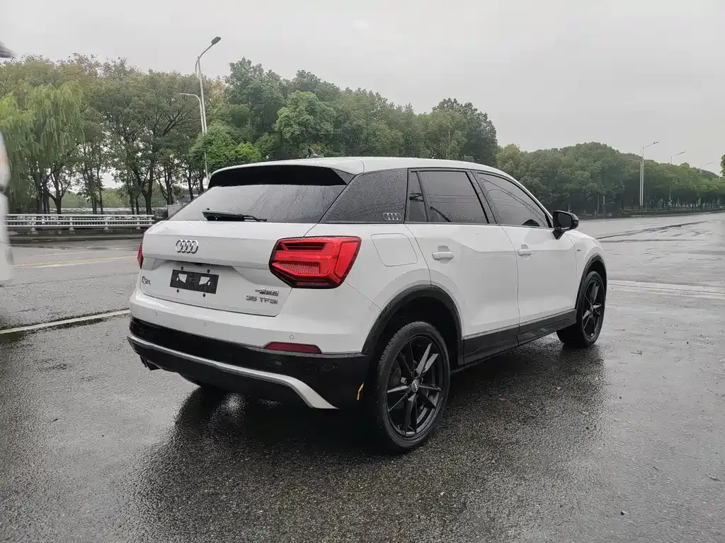Audi Q2L 2021 из CN, фото 10