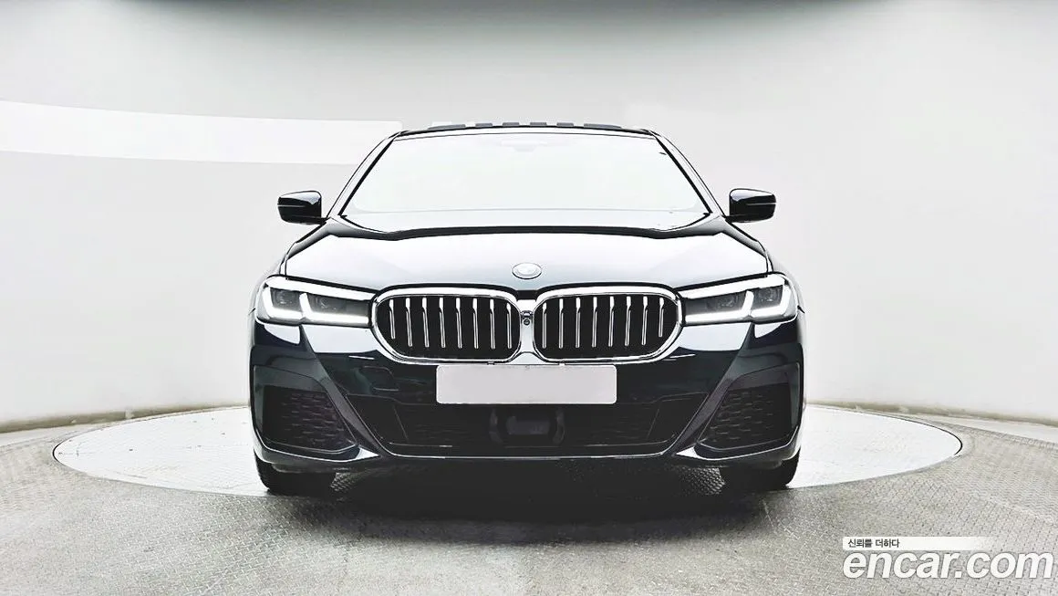 BMW 5-Series — фото 3