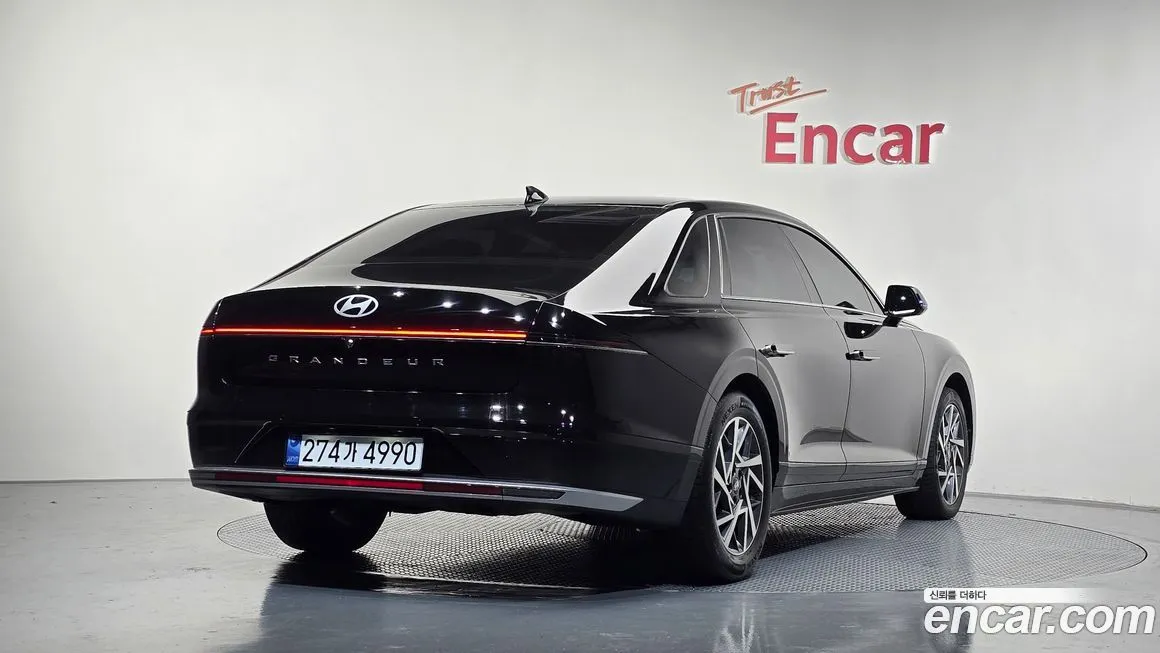 Hyundai Grandeur 2023 из KR, фото 2