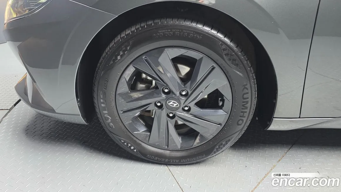 Hyundai AVANTE 2021 из KR, фото 5