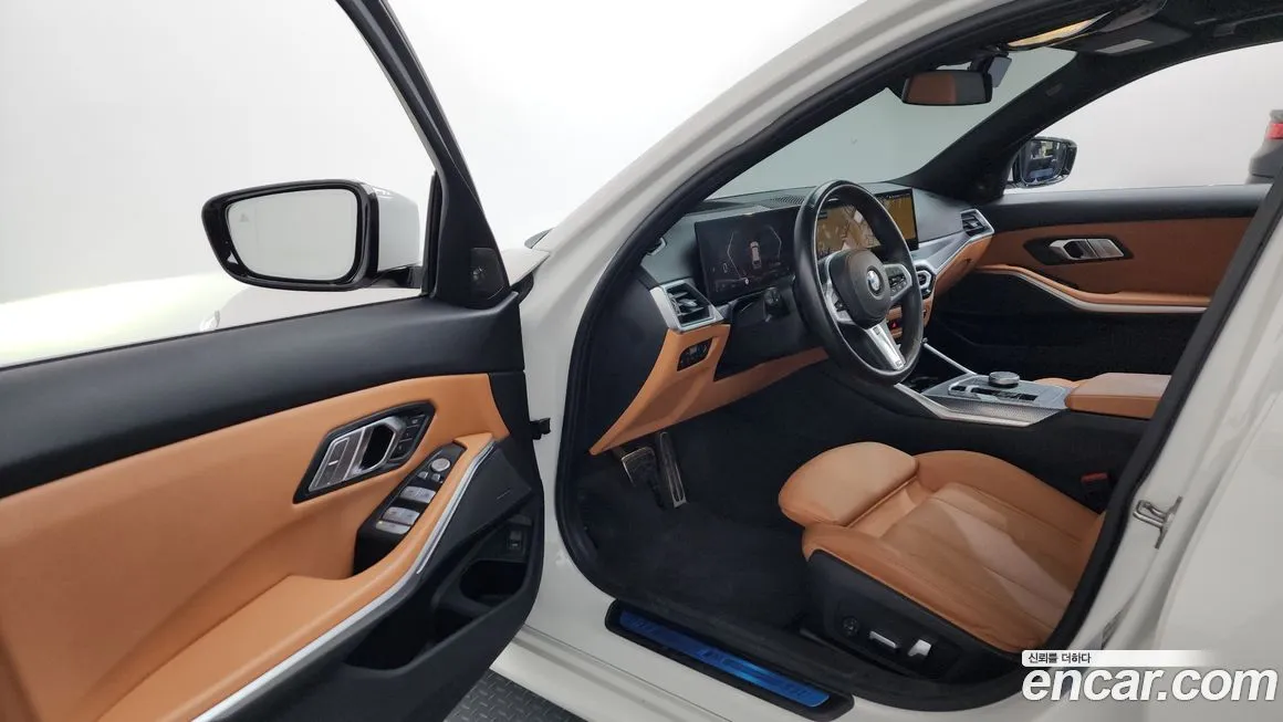 BMW 3-Series 2023 из KR, фото 10