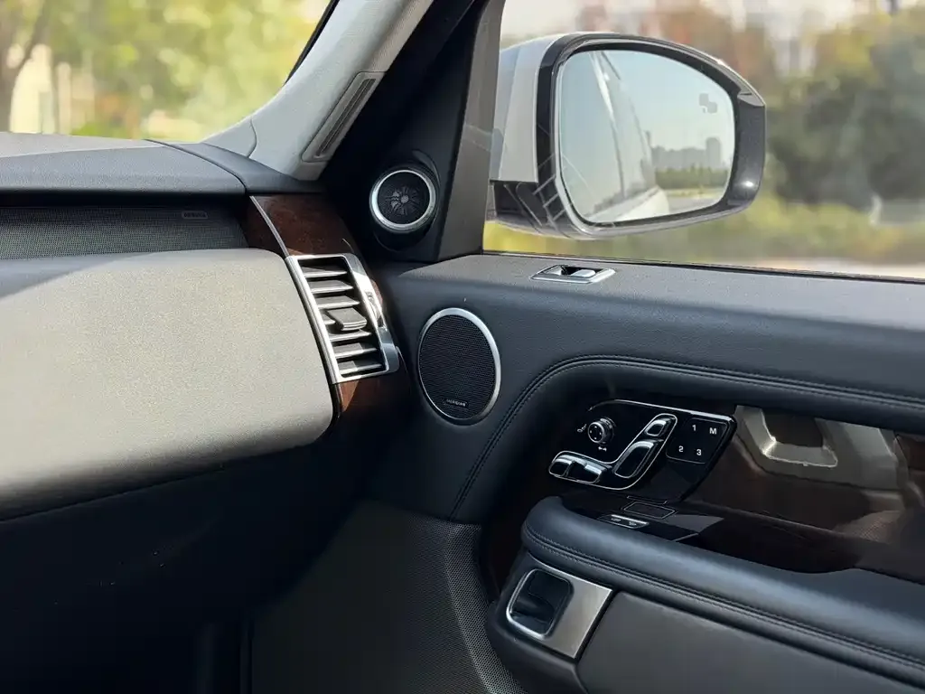Land Rover Range Rover 2021 из CN, фото 10
