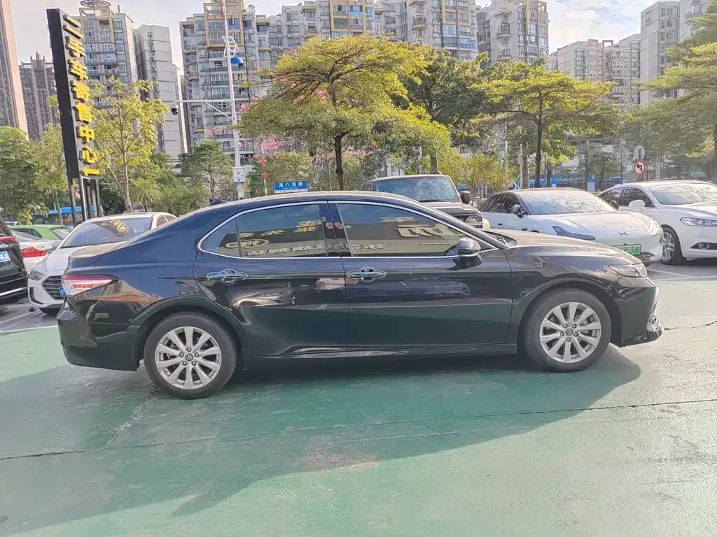 Toyota Camry 2023 из CN, фото 8