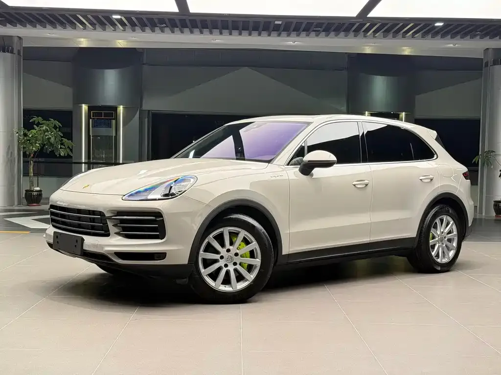 Porsche Cayenne Hybrid 2021 из CN, фото 1