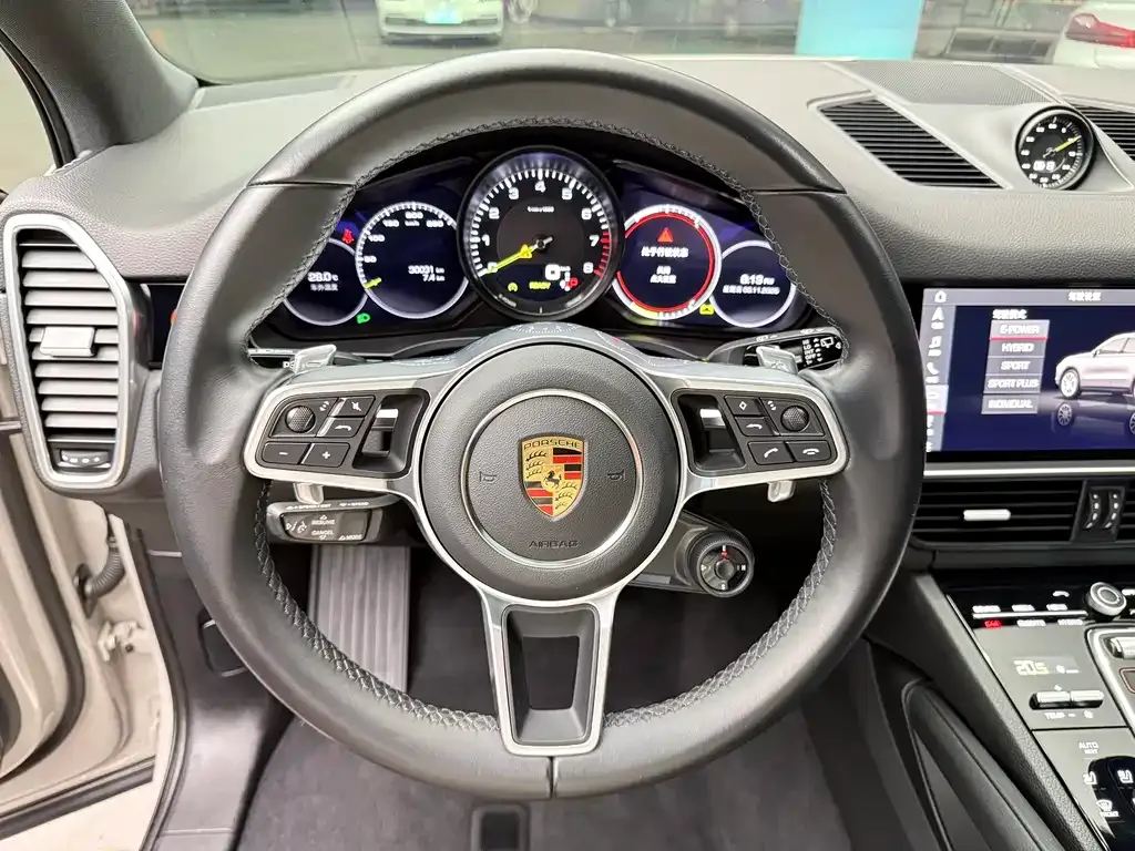Porsche Cayenne Hybrid 2021 из CN, фото 10