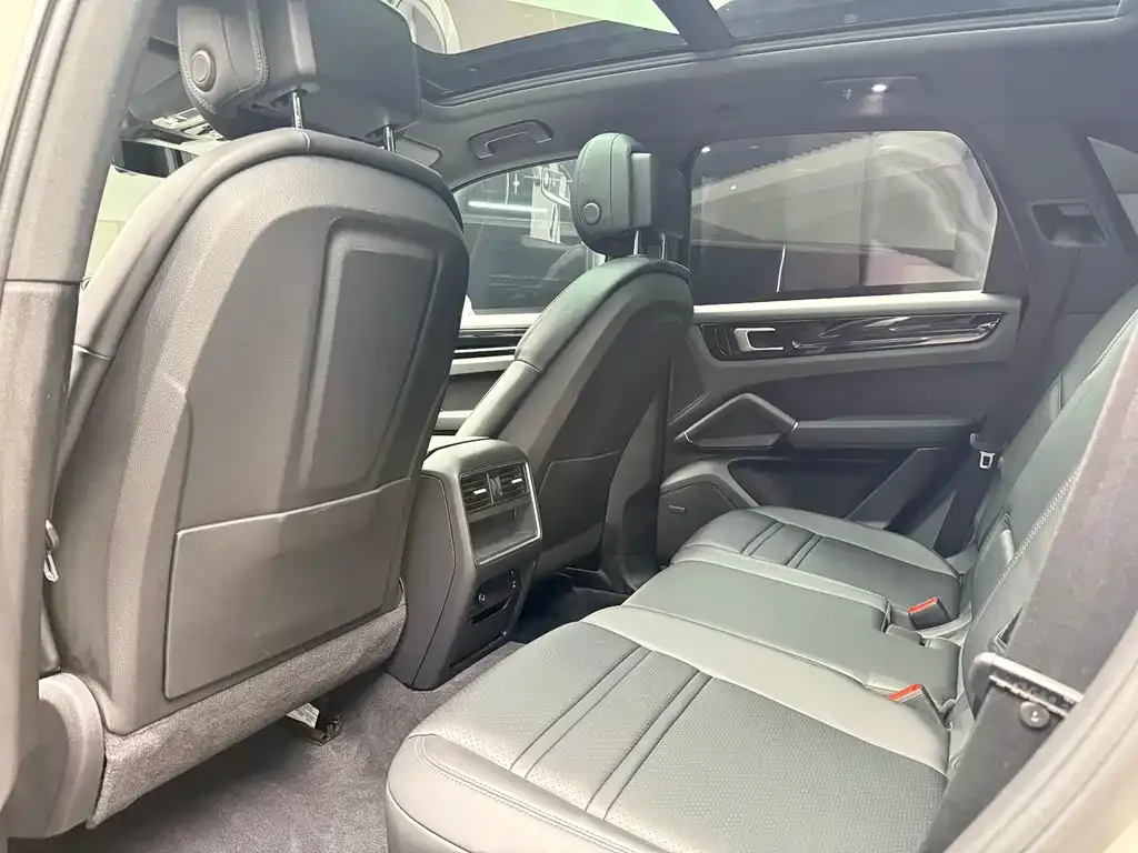 Porsche Cayenne Hybrid 2021 из CN, фото 9