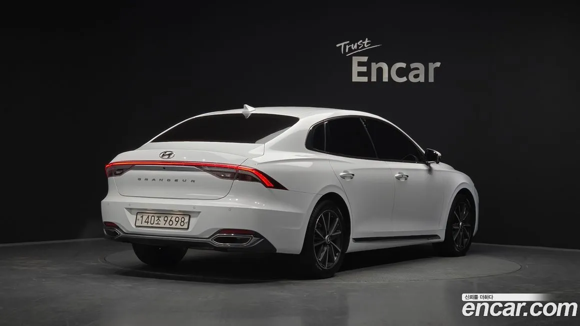 Hyundai Grandeur 2023 из KR, фото 2