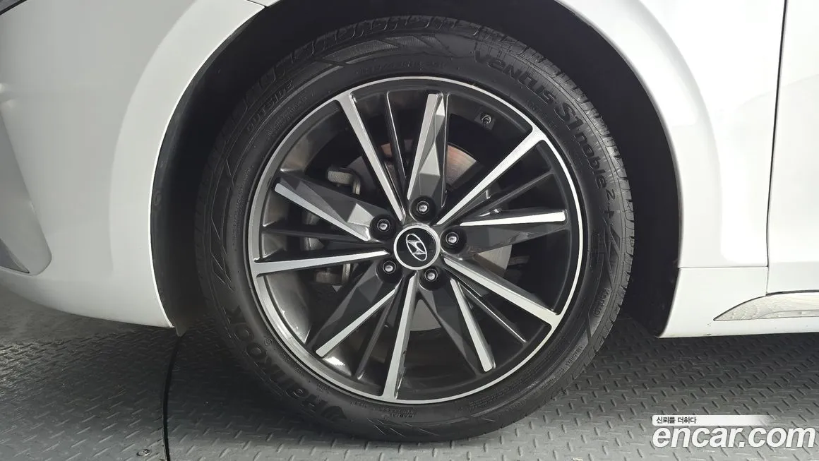 Hyundai Grandeur 2023 из KR, фото 5