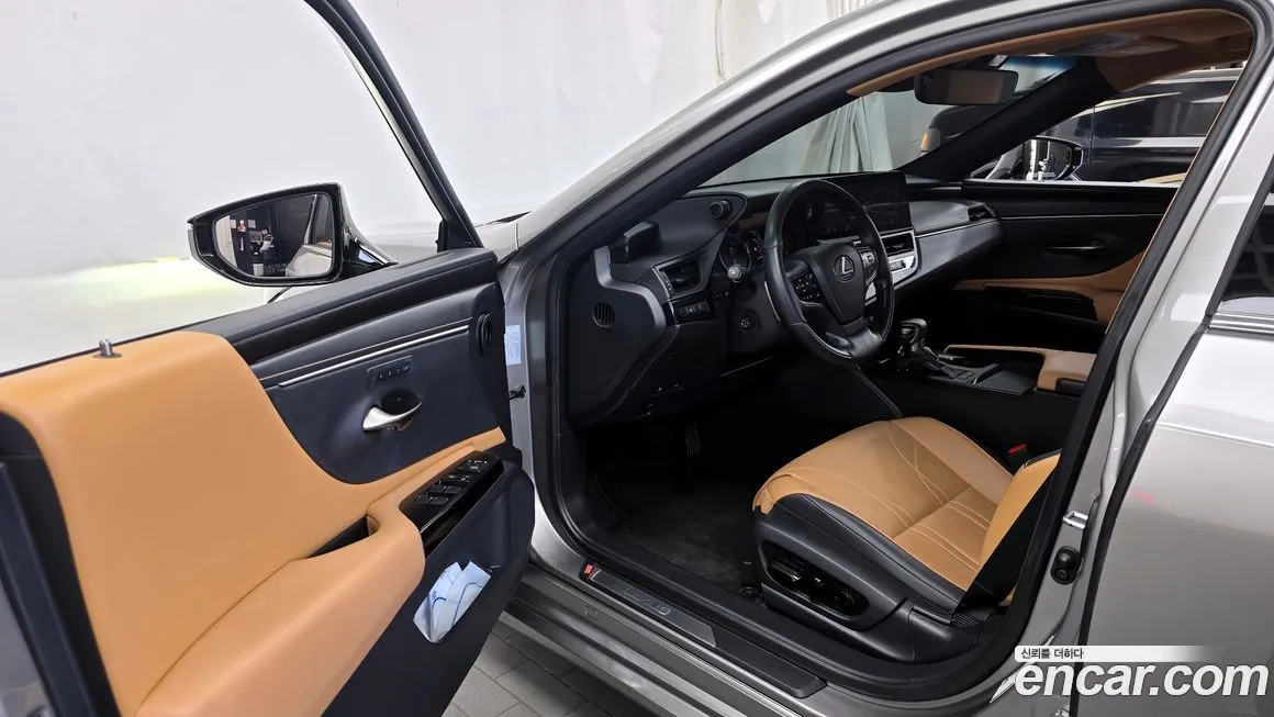 Lexus ES 2023 из KR, фото 10