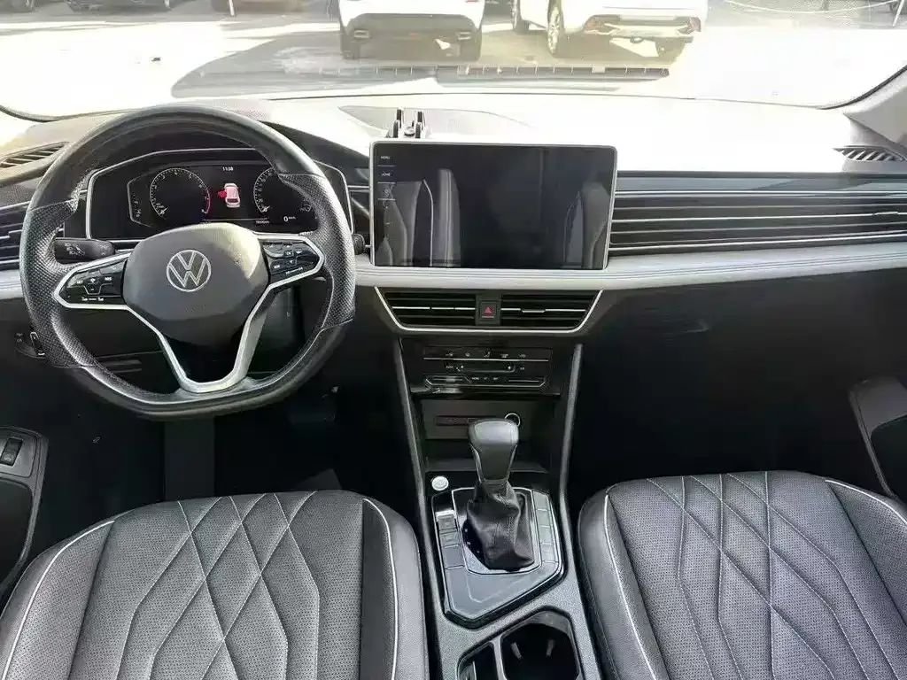 Volkswagen Tiguan L 2023 из CN, фото 5