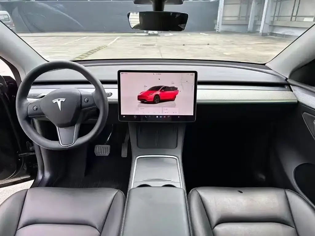 Tesla Model Y 2023 из CN, фото 4