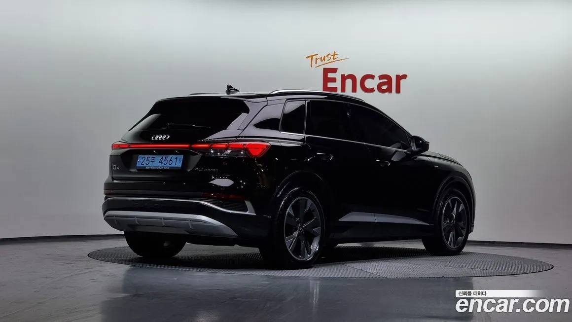 Audi Q4 e-tron 2023 из KR, фото 2