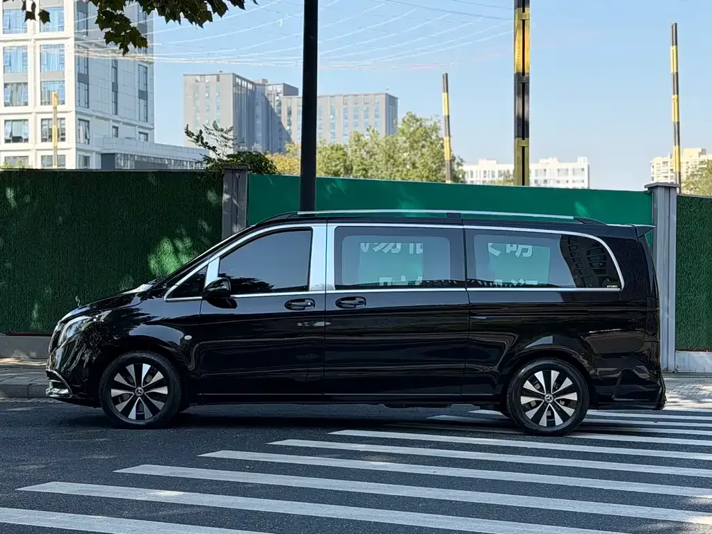 Mercedes-Benz Vito 2023 из CN, фото 3