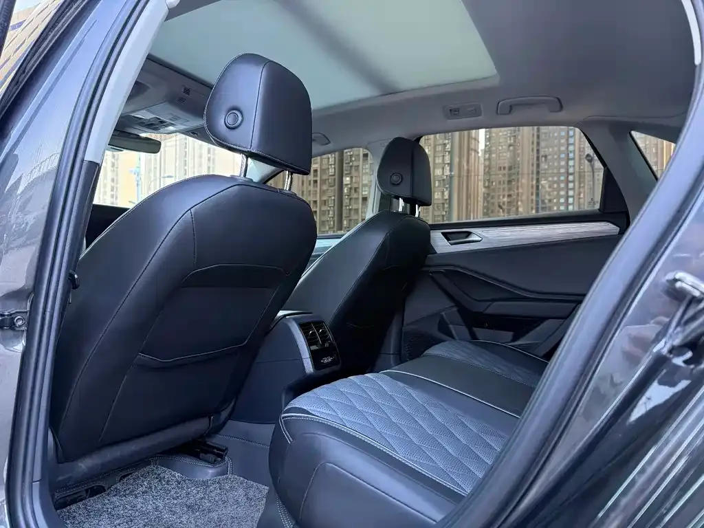 Volkswagen Sagitar 2022 из CN, фото 5