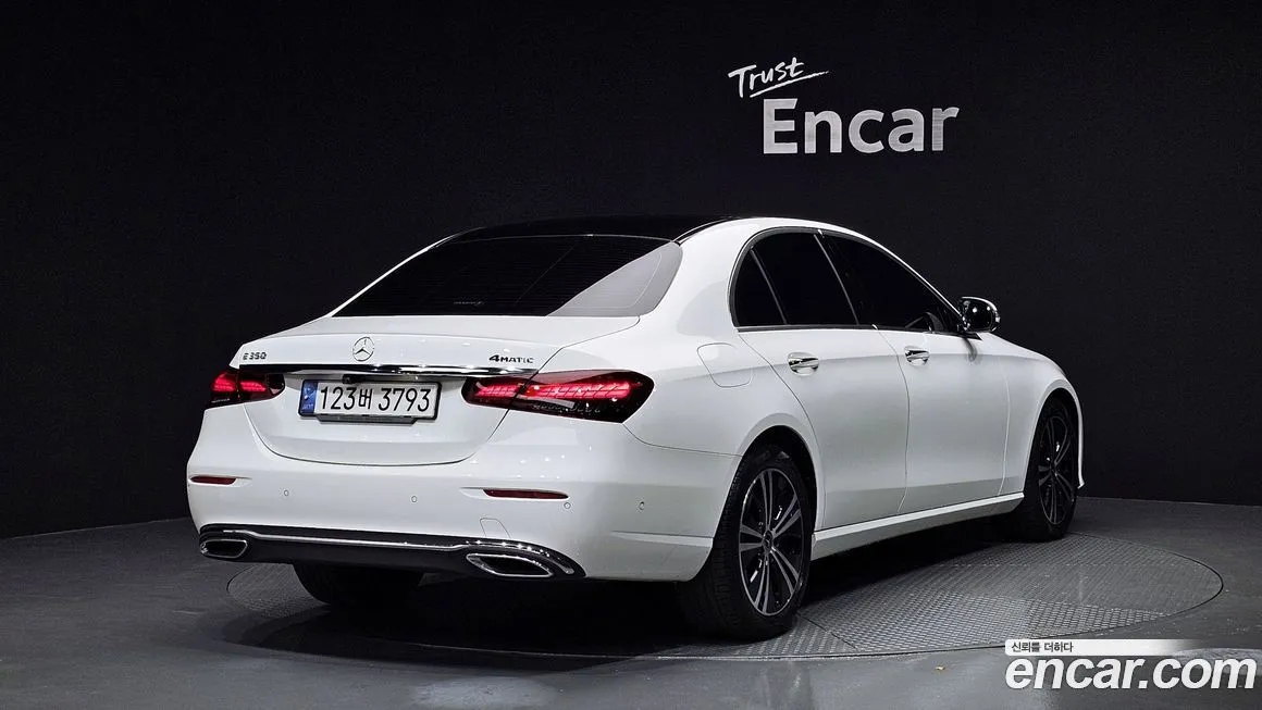 Mercedes-Benz E-Class 2021 из KR, фото 2