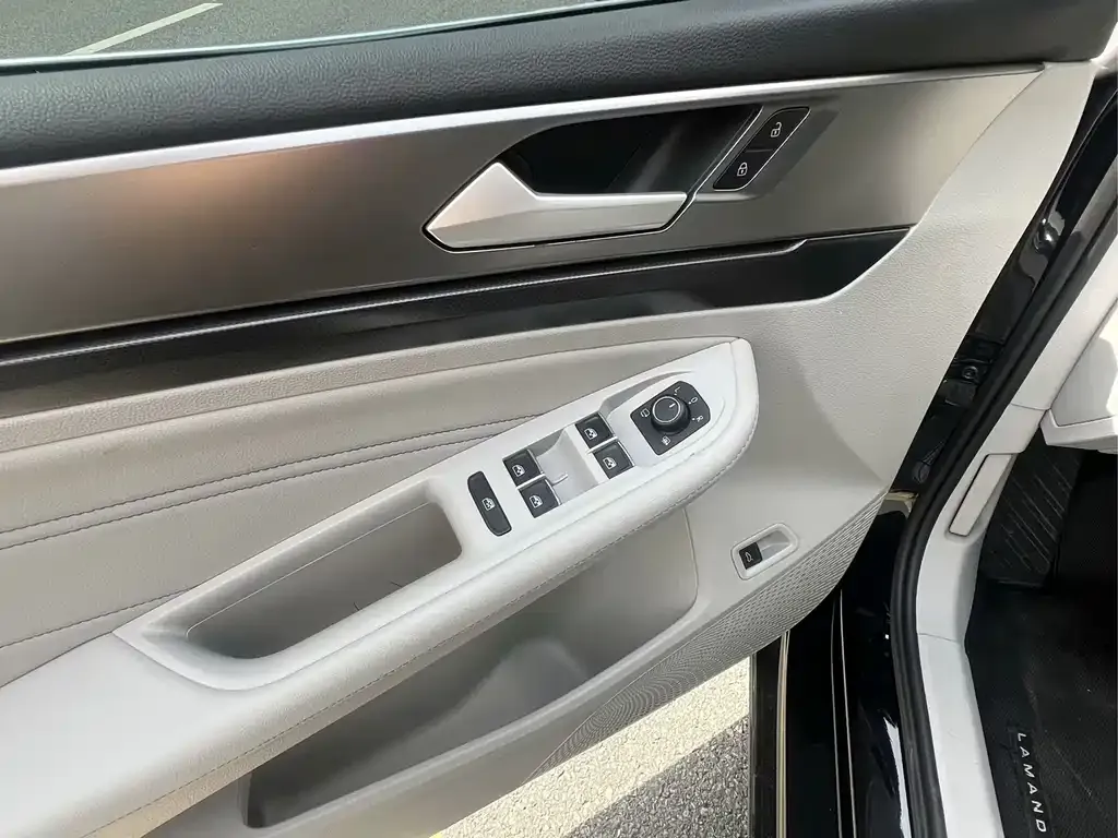 Volkswagen Lamando 2022 из CN, фото 8