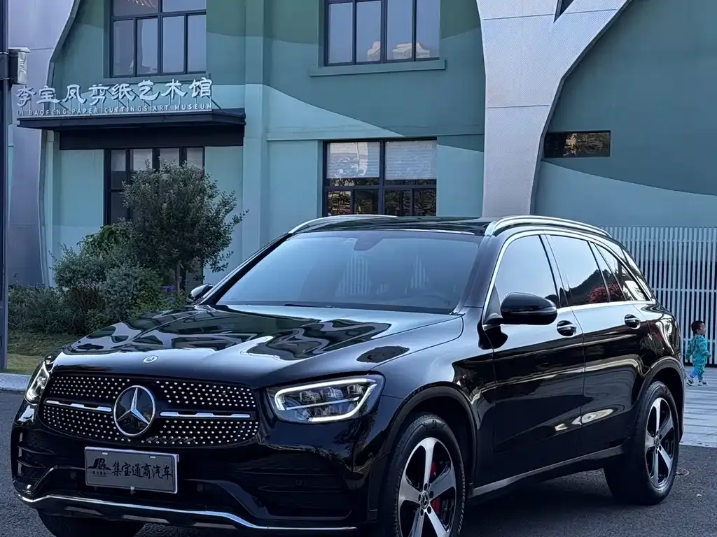 Mercedes-Benz GLC — фото 1