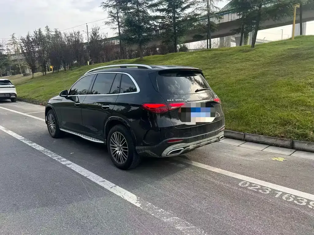 Mercedes-Benz GLC 2024 из CN, фото 9