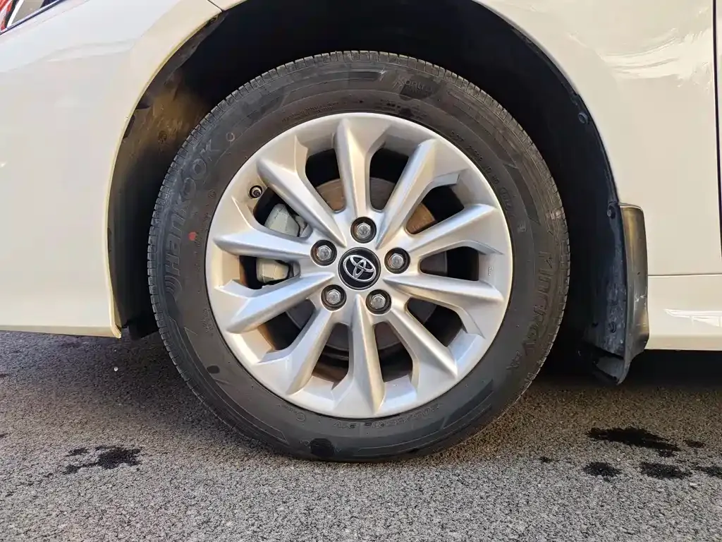Toyota Corolla 2022 из CN, фото 10