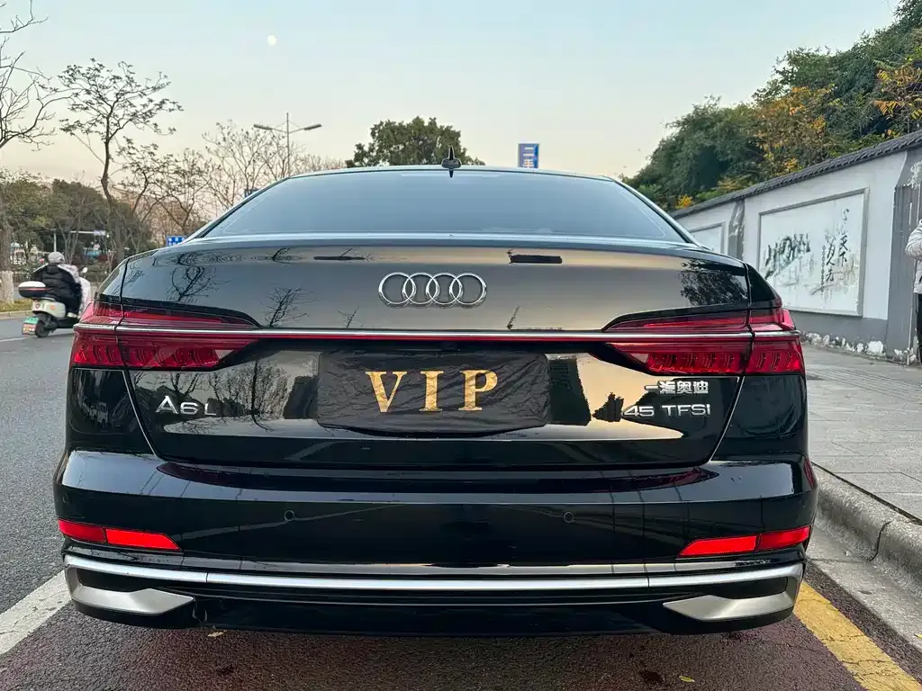 Audi A6L 2025 из CN, фото 6