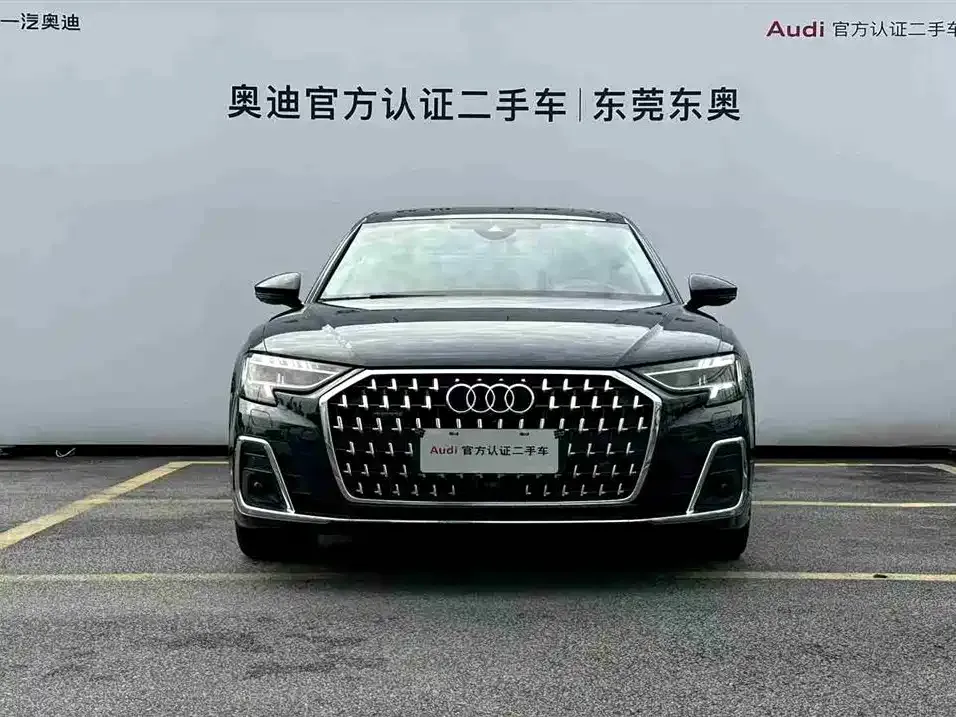 Audi A8 2024 из CN, фото 2