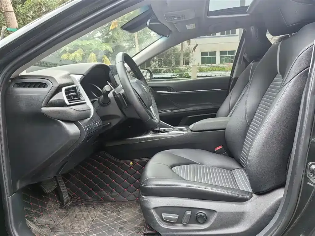 Toyota Camry 2024 из CN, фото 5