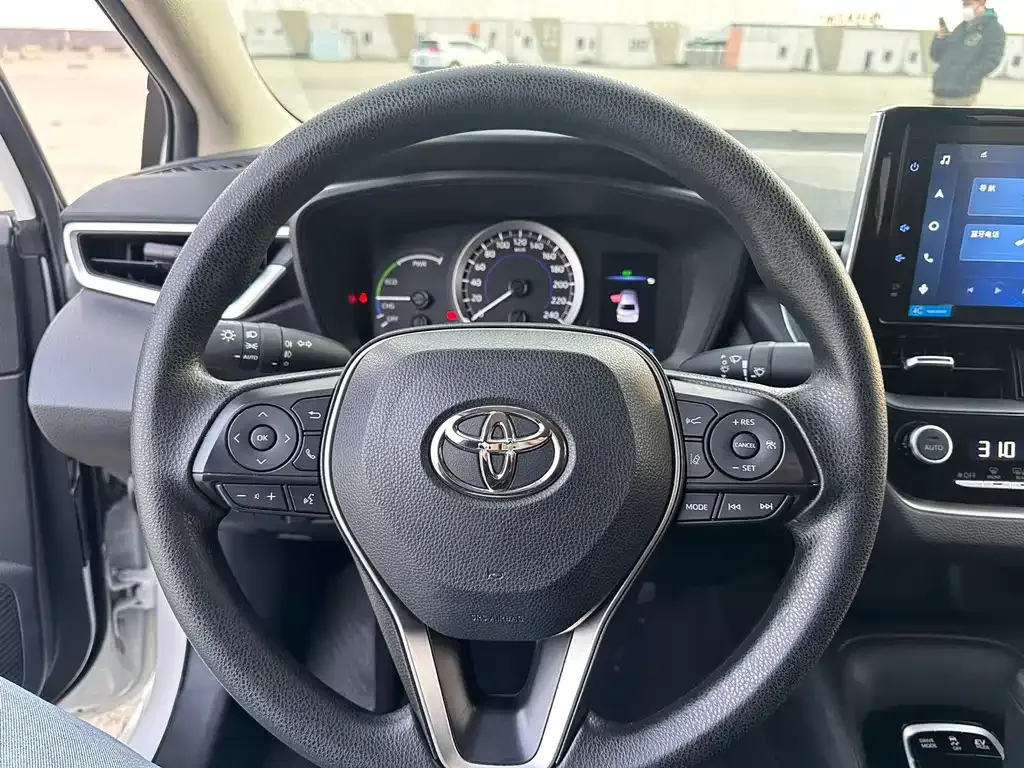 Toyota Corolla 2022 из CN, фото 10