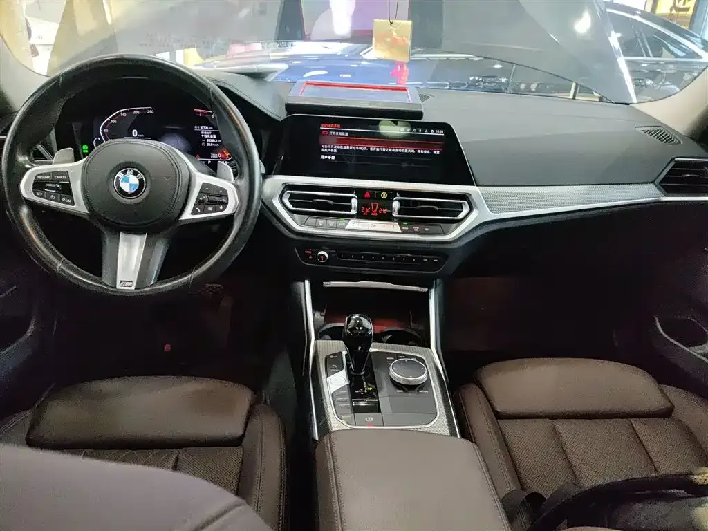 BMW 3 Series 2022 из CN, фото 10