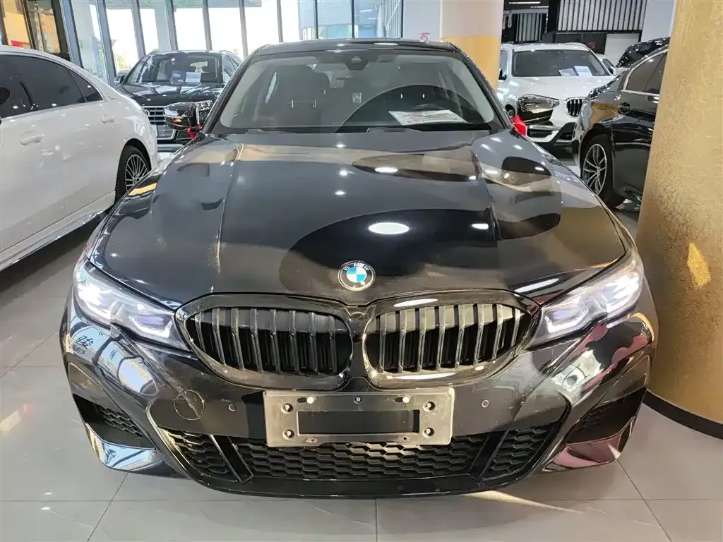 BMW 3 Series 2022 из CN, фото 3