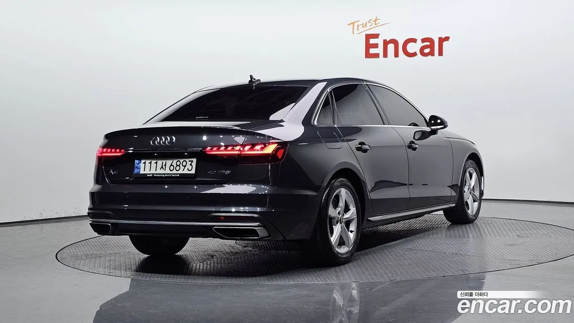 Audi A4 2022 из KR, фото 2