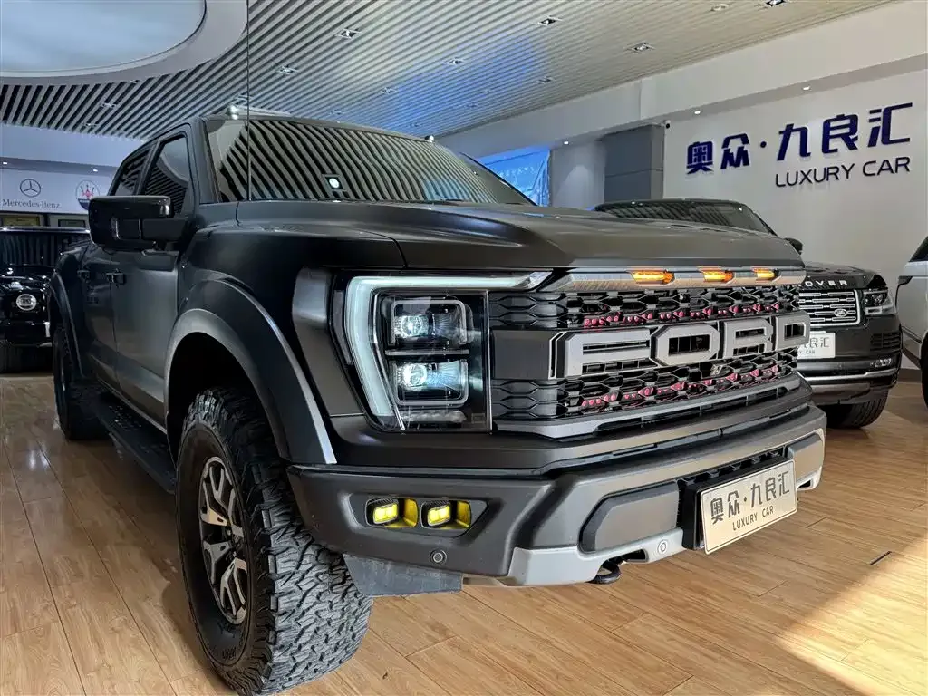 Ford F-150 Raptor 2023 из CN, фото 1