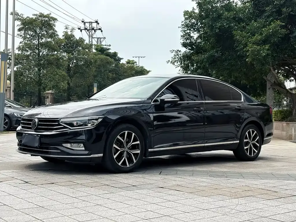 Volkswagen Magotan 2022 из CN, фото 1