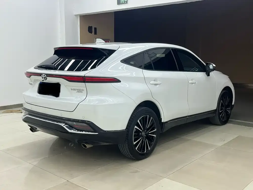 Toyota Venza 2022 из CN, фото 3