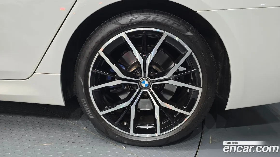 BMW 5-Series 2021 из KR, фото 5