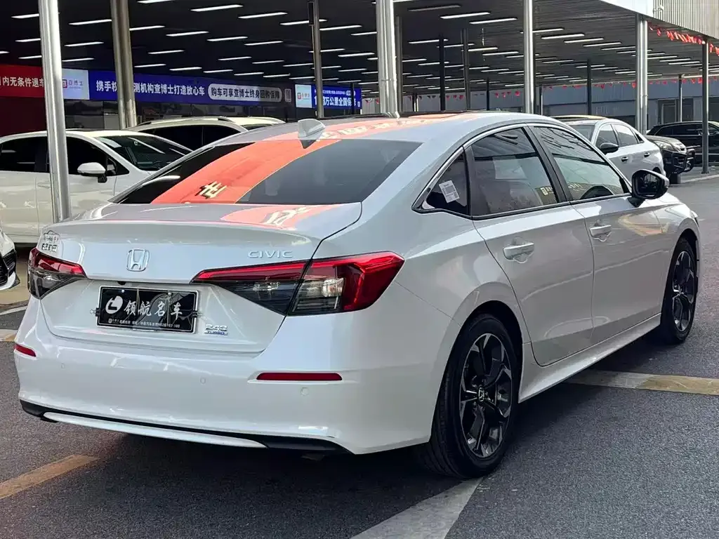 Honda Civic — фото 4
