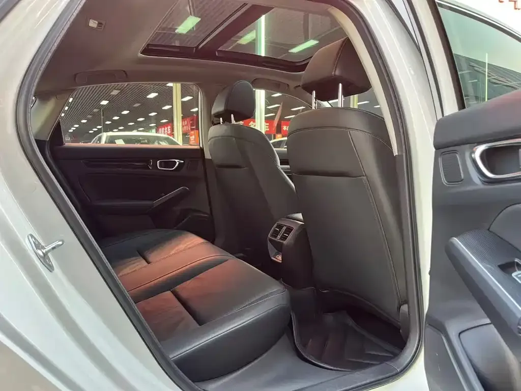 Honda Civic — фото 9