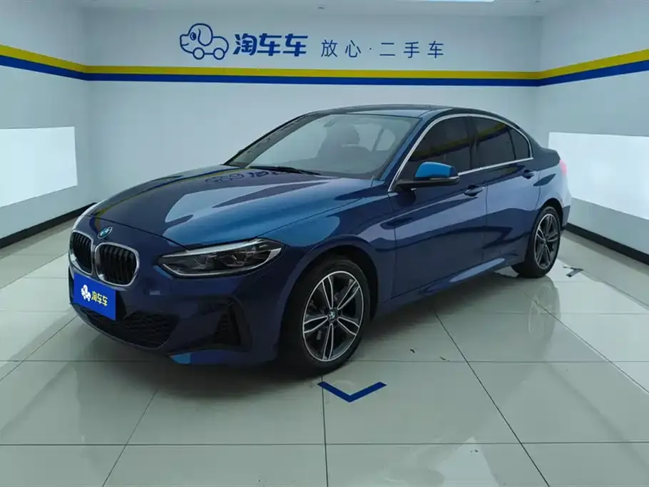 BMW 1 Series 2021 из CN, фото 1