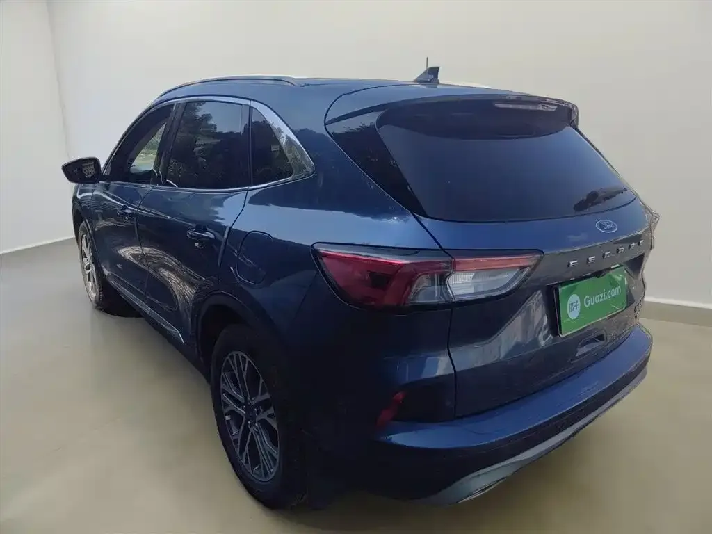 Ford Escape 2022 из CN, фото 5