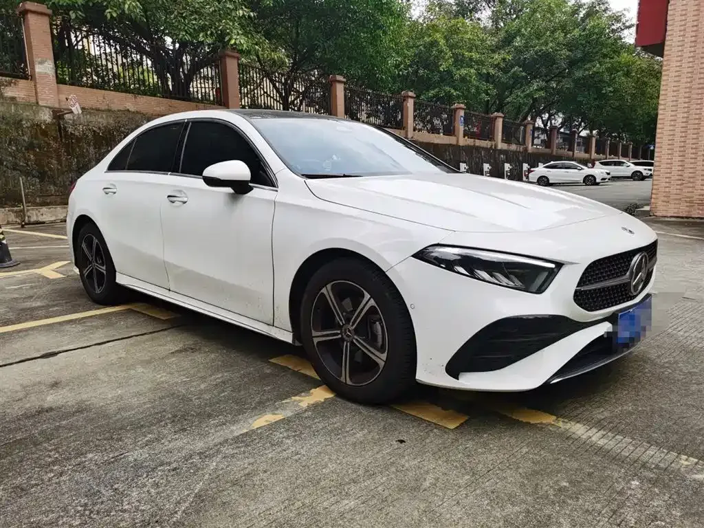 Mercedes-Benz A-Class 2023 из CN, фото 3