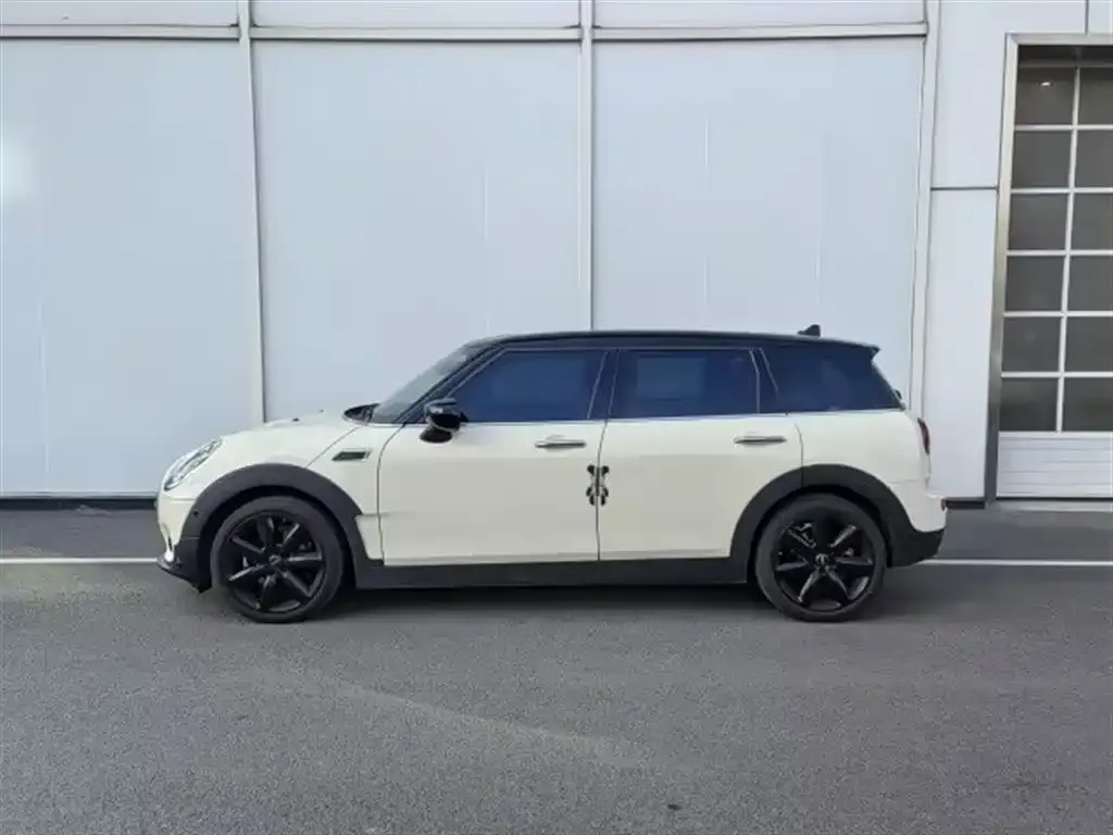 [object Object] Mini Clubman 2022 из CN, фото 2
