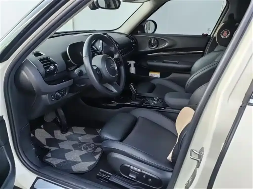 [object Object] Mini Clubman 2022 из CN, фото 6