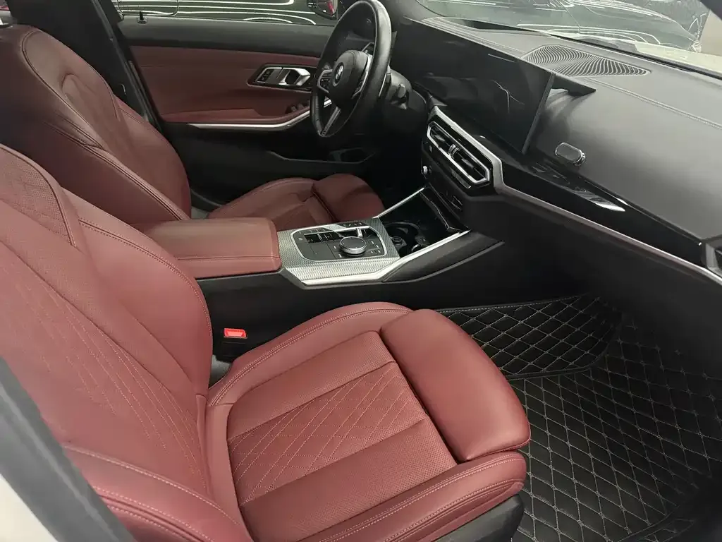 BMW 3 Series 2023 из CN, фото 9