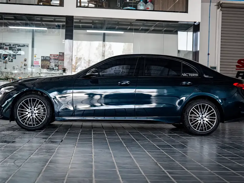 Mercedes-Benz C-Class 2023 из CN, фото 3
