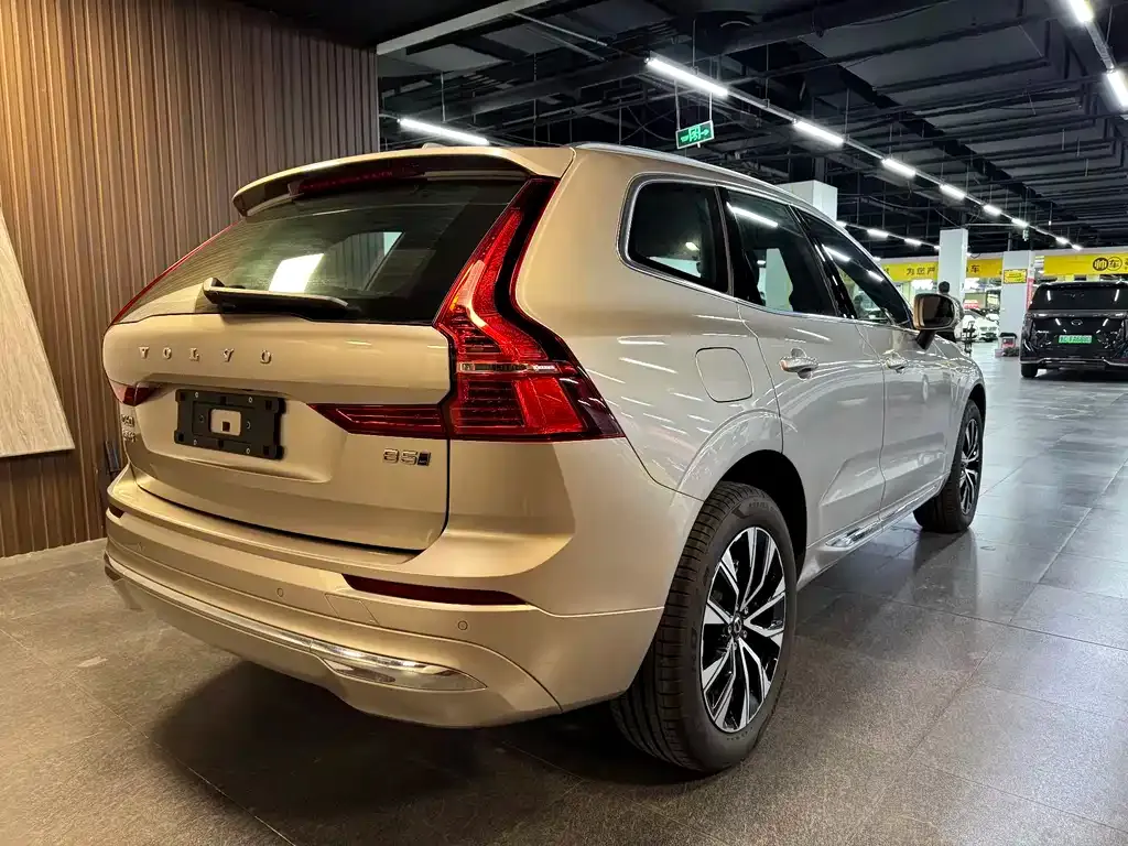 Volvo XC60 2025 из CN, фото 8