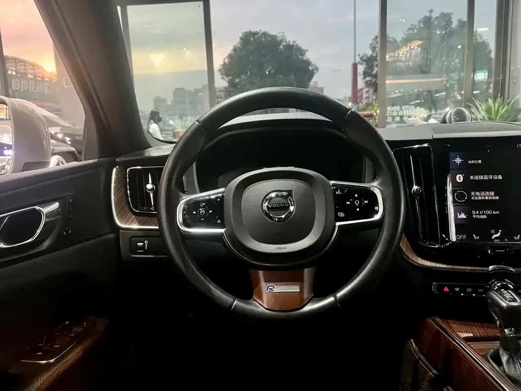 Volvo XC60 2021 из CN, фото 7