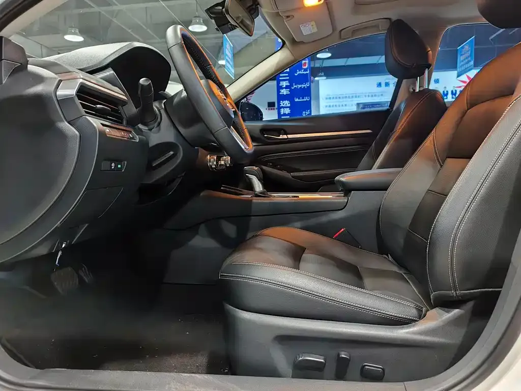 Nissan Teana 2022 из CN, фото 4