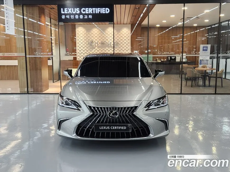 Lexus ES 2023 из KR, фото 3