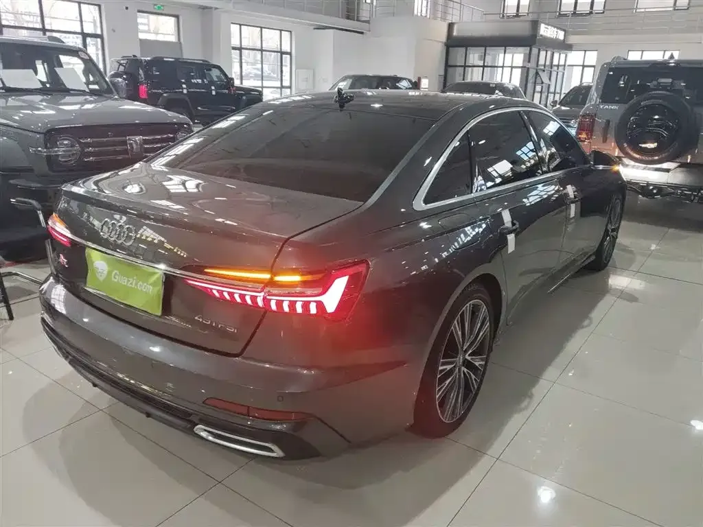 Audi A6L 2021 из CN, фото 7
